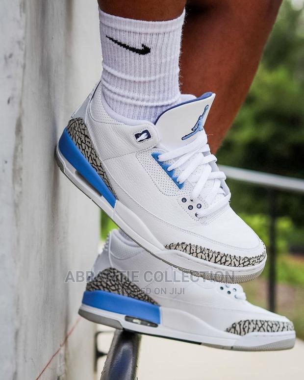 Air Jordan Retro 3 UNC · Photo 1