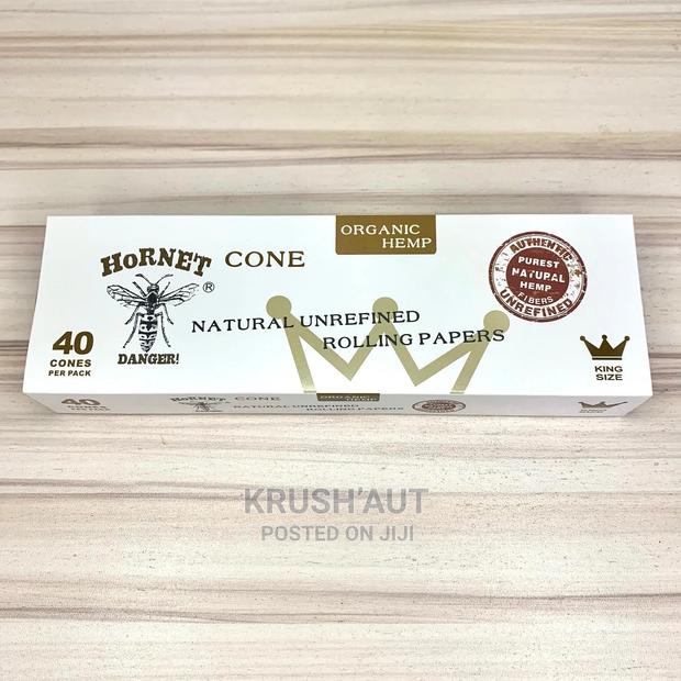 Hornet Organic Hemp Prerolled Cones - White · Photo 2