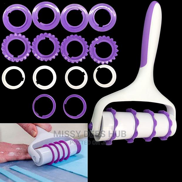 Fondant Ribbon Cutter · Photo 2