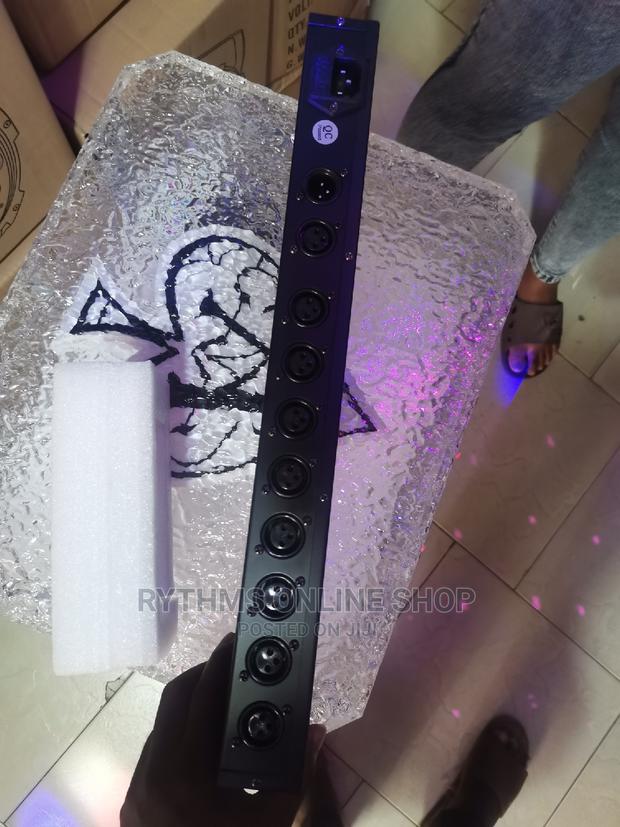 El-1**8 DMX Distributor/Splitter 10channels · Photo 1