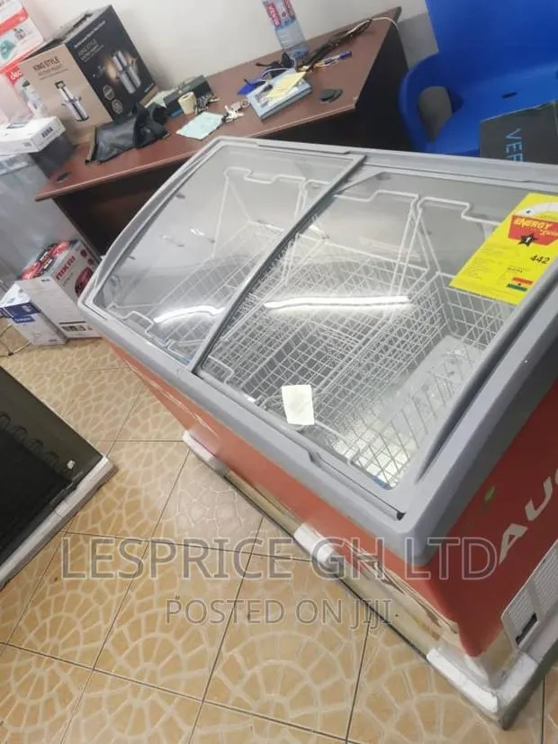 Aucma Unique 330L Showcase Freezer · Photo 1