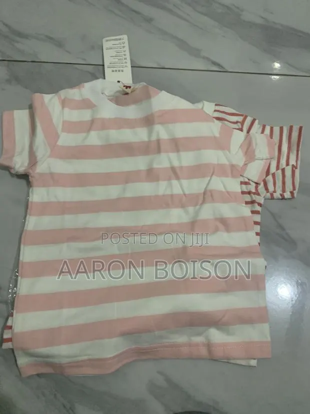 Stripe T-Shirts · Photo 2