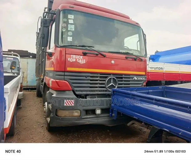 Registered Cargo Truck · Photo 1