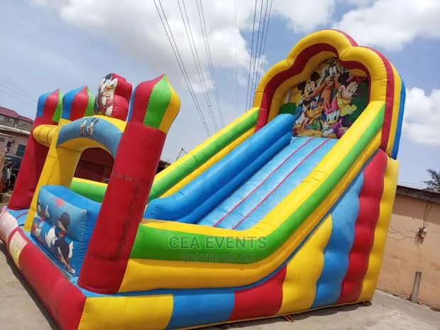 Bouncy Castles FOR RENT · Photo 1