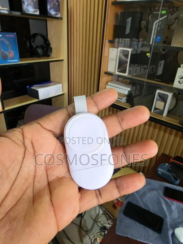 Apple Watch Charger · Photo 1