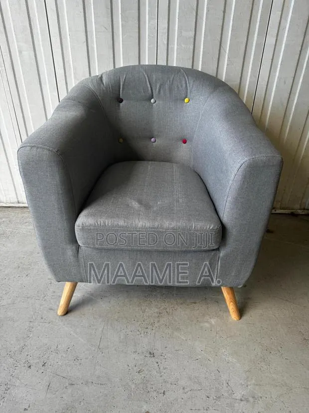 Hudson Grey Chair · Photo 1