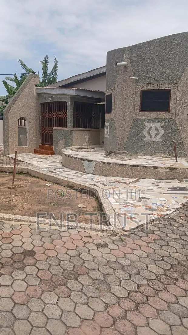 4bdrm House in Awoshie, Last Stop for rent · Photo 1