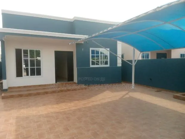 4bdrm House in Community 18 Area, Spintex for sale · Photo 1