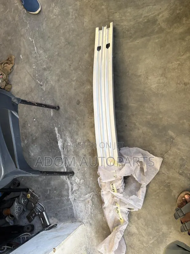 Toyota Corolla Reinforcement Bar 2020 2021 2022 2023 2024 2025 · Photo 1
