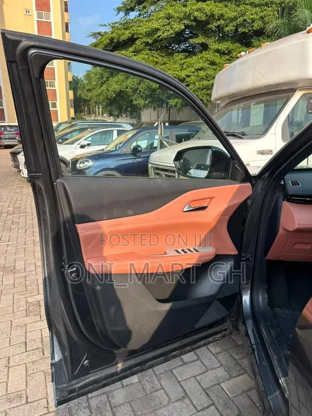 New Changan UNI-Z 1.5T Premium 2025 Gray · Photo 1
