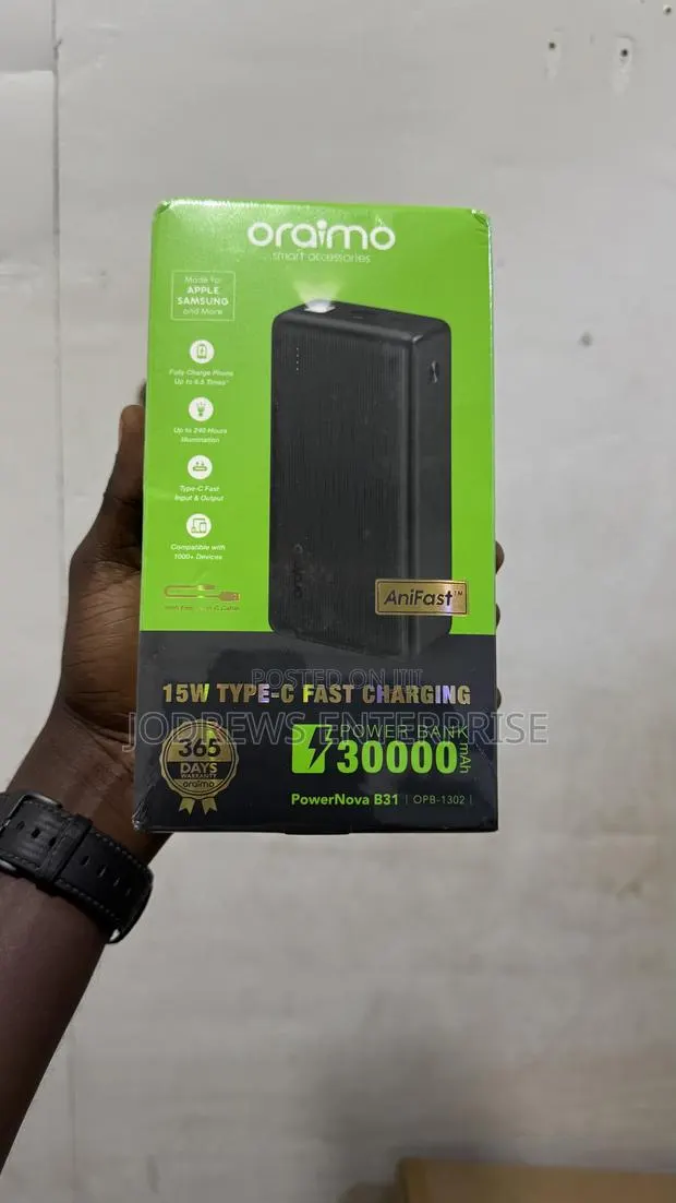 Oraimo PowerNova B31 15W 30000mAh, Power Bank With Emergency Light · Photo 1