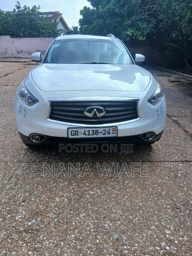 Infiniti FX35 2013 White · Photo 1