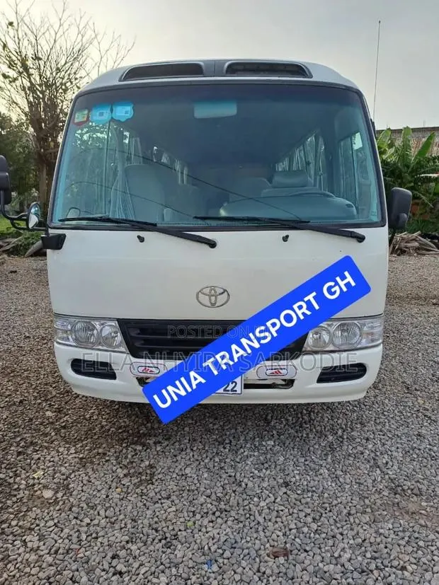 30 Seater Coaster Bus Hiring Group Tour · Photo 1