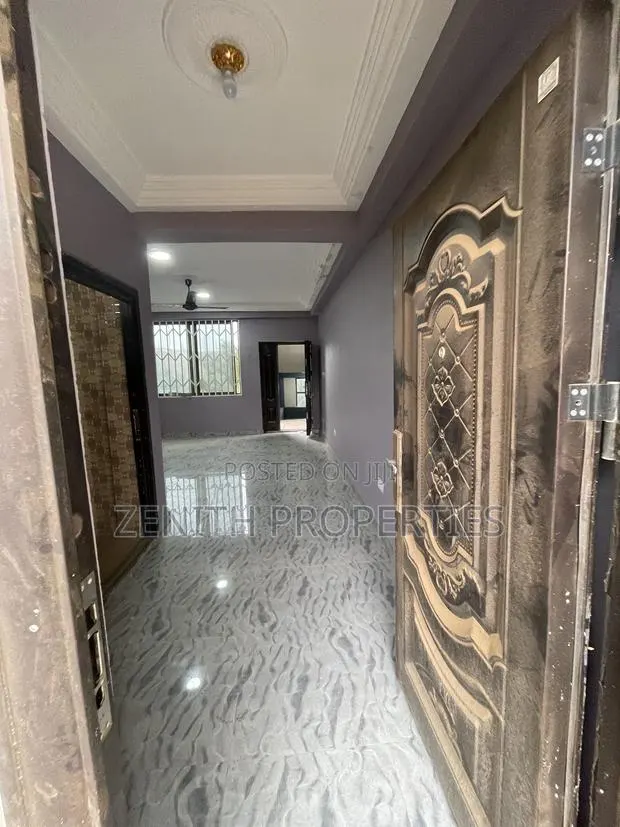 2bdrm Apartment in Zenith Realty, West Hills Mall Area for rent · Photo 1