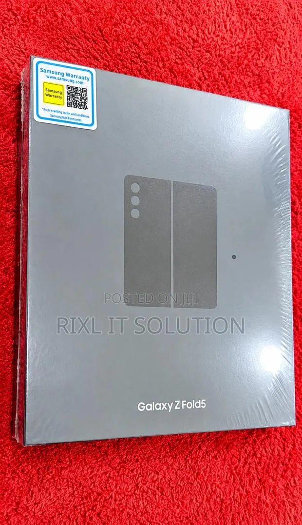 New Samsung Galaxy Z Fold 5 512 GB Black · Photo 1