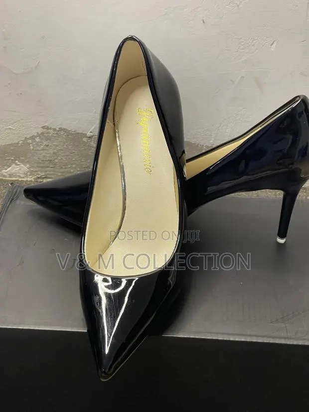 Timeless Lady Pumps · Photo 1