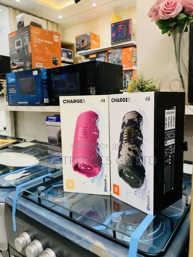 Original JBL Charge 5 Durable, Waterproof Bluetooth Speaker · Photo 1