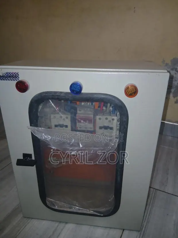 100A Automatic Changeover Switch · Photo 1