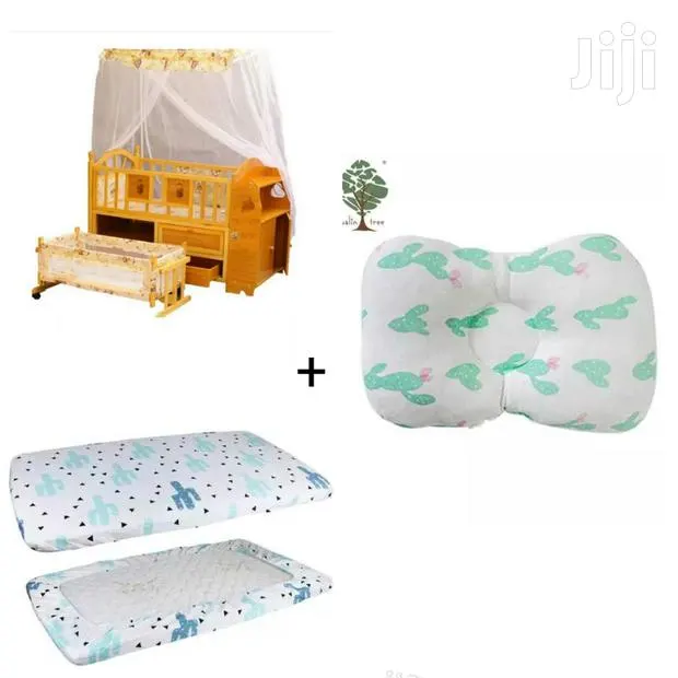 Baby Wooden Cot · Photo 1