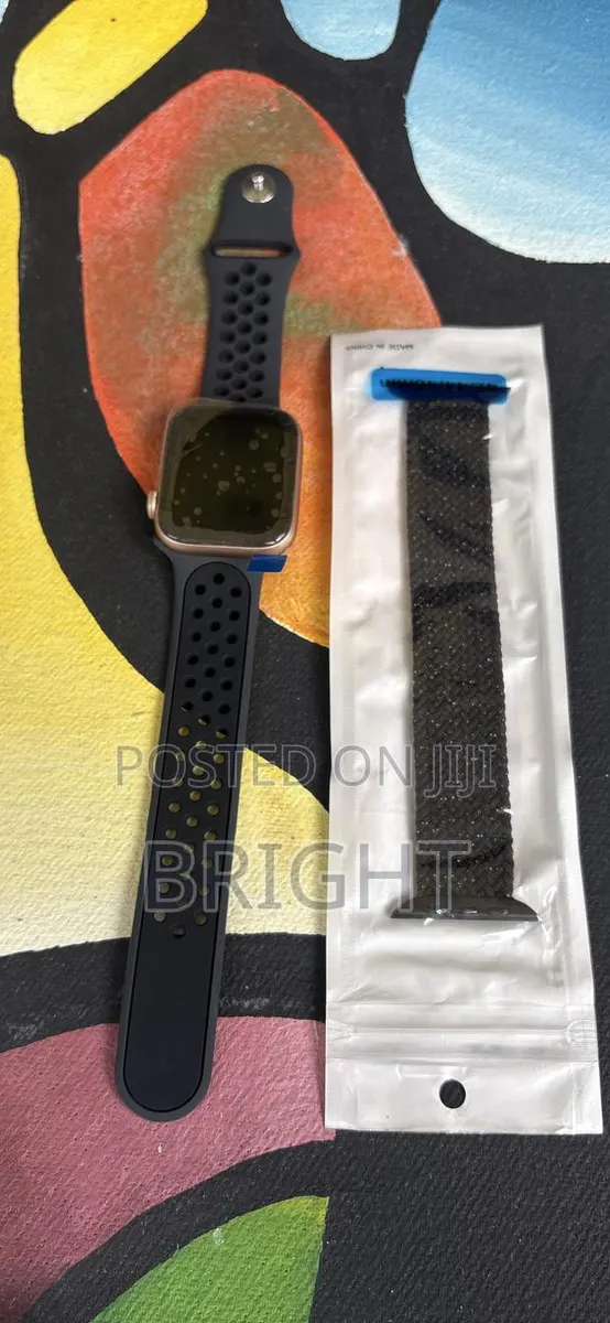 New Apple Watch Series 6 44mm · Photo 1