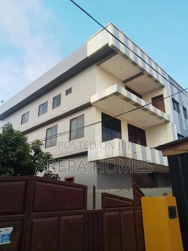 1bdrm Block of Flats in Arepa Homes, Madina for rent · Photo 1