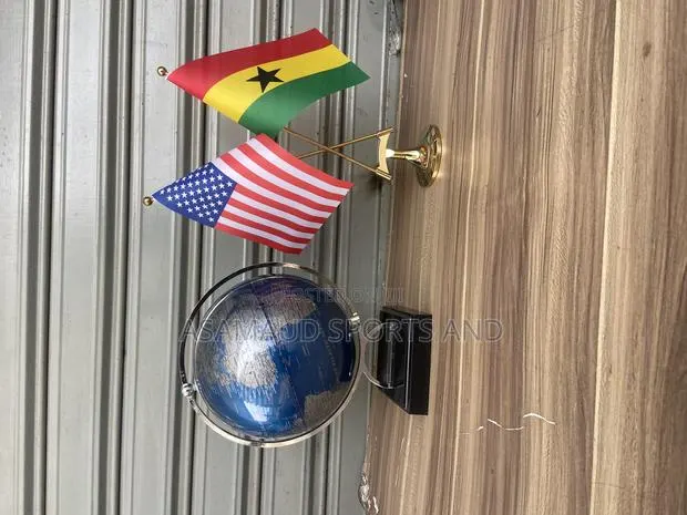 Original Desk Top Globe With Flag Available at Cool Price · Photo 1