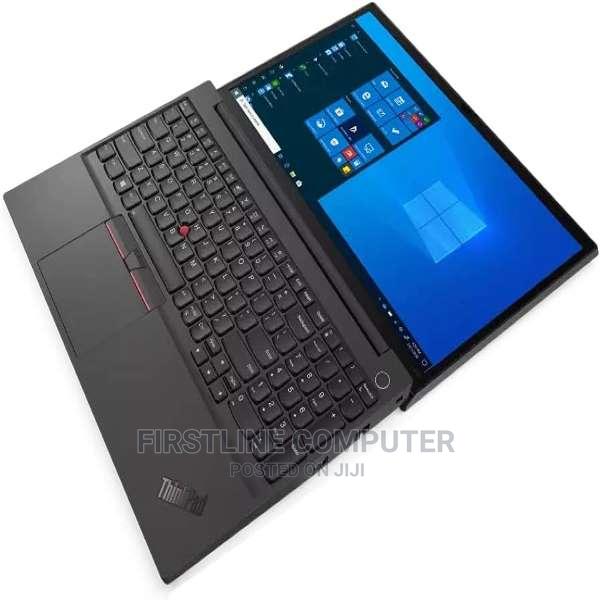 New Laptop Lenovo Thinkpad E15 8GB Intel Core I7 SSD 512GB · Photo 3