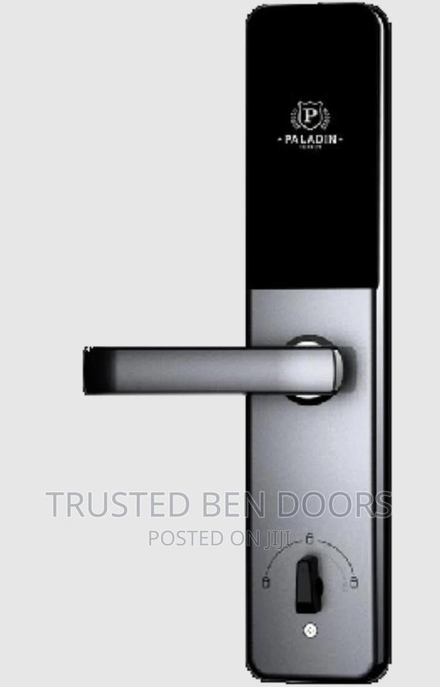 Paladin Biometric Smart Lock for Commercial Use · Photo 2