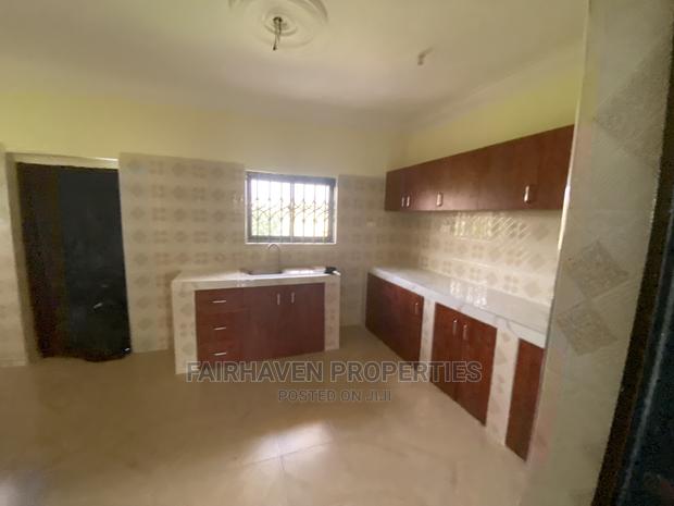 2bdrm Apartment in Tseaddo, Airport Residential Area for Rent · Photo 8