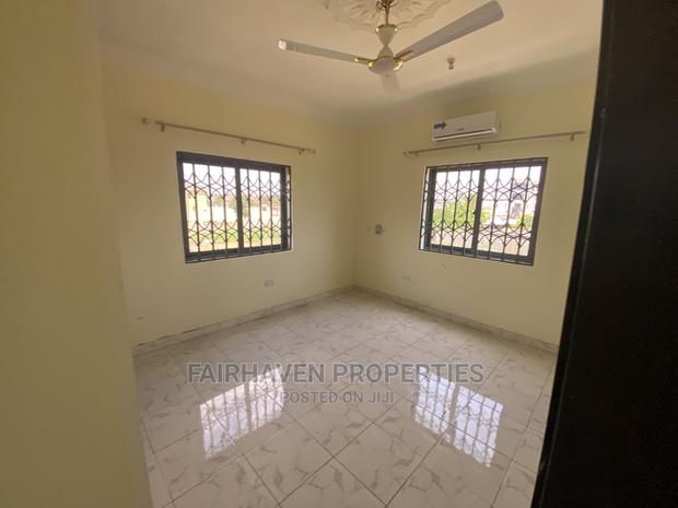 2bdrm Apartment in Tseaddo, Airport Residential Area for Rent · Photo 4