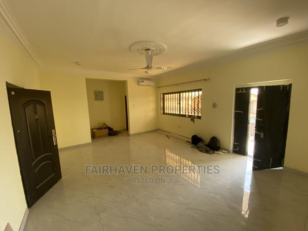 2bdrm Apartment in Tseaddo, Airport Residential Area for Rent · Photo 2