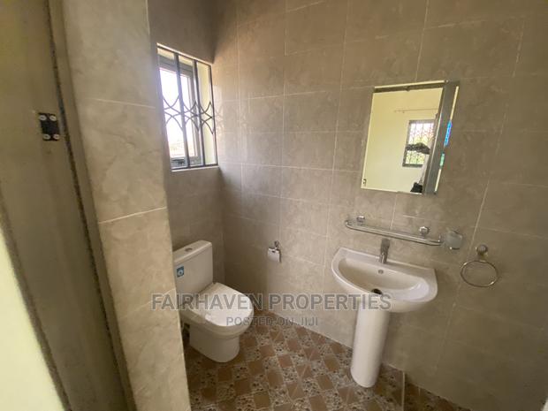 2bdrm Apartment in Tseaddo, Airport Residential Area for Rent · Photo 6