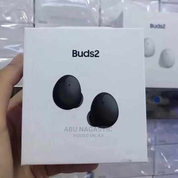 Galaxy Buds2 Wireless Bluetooth Earphone · Photo 3