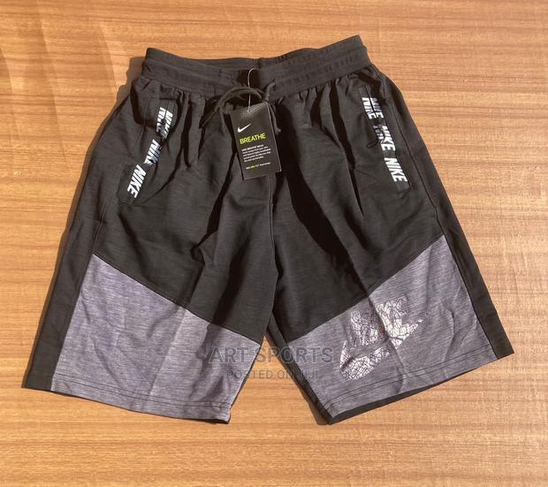 Nike Shorts · Photo 1