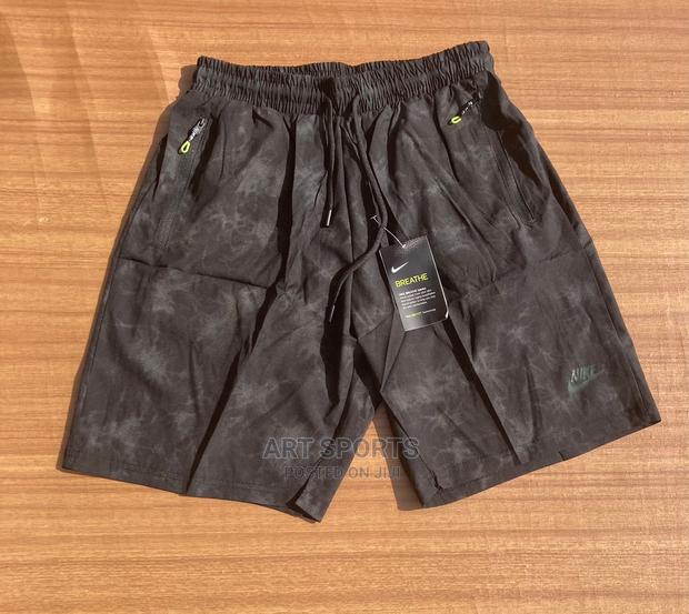 Nike Shorts · Photo 2