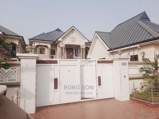 6bdrm Duplex in Dr Roko, West Legon for sale · Photo 3