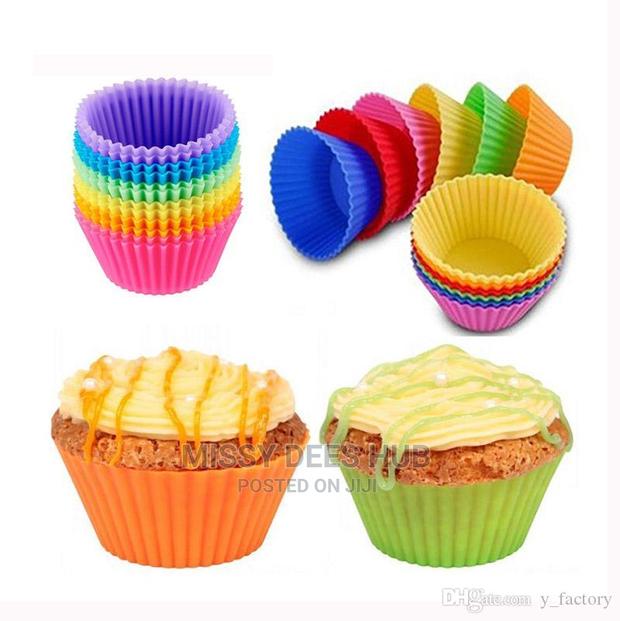 Silicone Cupcake Mold - 6pcs · Photo 3