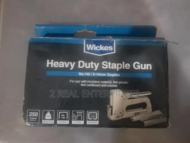 Wickes Heavy Duty Staple Gun Set With 250 Staples (No. 140 / 6-14mm) · Photo 1