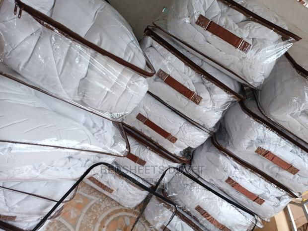 White Duvet Set · Photo 1