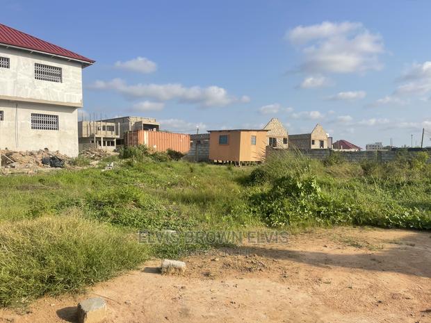 Do You Want to Buy a Title Land at Legon Hills Gud Location · Photo 1