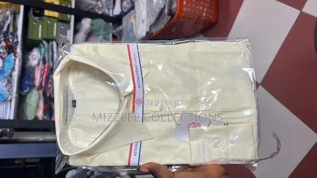 Quality Ladies Office Shirt in M-5xl · Photo 4