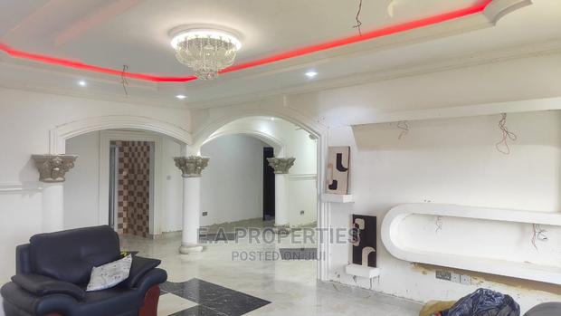 8bdrm House in E a Propertis, Agona East for Sale · Photo 5