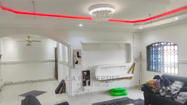 8bdrm House in E a Propertis, Agona East for Sale · Photo 6