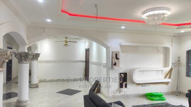 8bdrm House in E a Propertis, Agona East for Sale · Photo 8