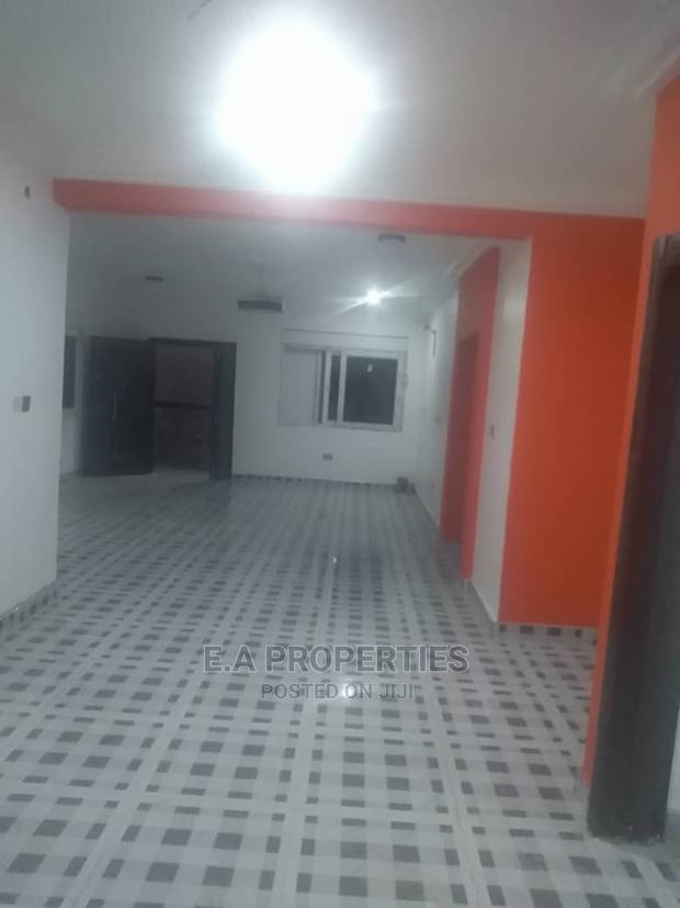 2bdrm Apartment in E a Propertis, School Junction for Rent · Photo 5