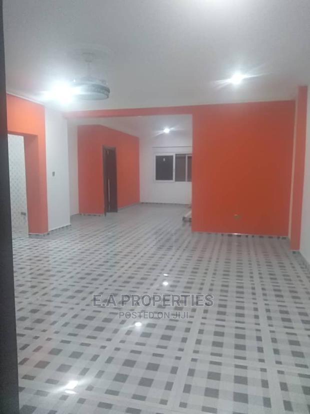 2bdrm Apartment in E a Propertis, School Junction for Rent · Photo 7