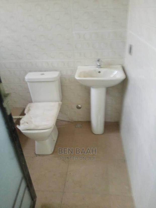 4bdrm Duplex in Ben Properties, Haatso for Sale · Photo 5