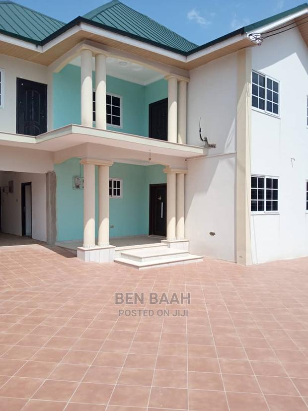 4bdrm Duplex in Ben Properties, Haatso for Sale · Photo 2