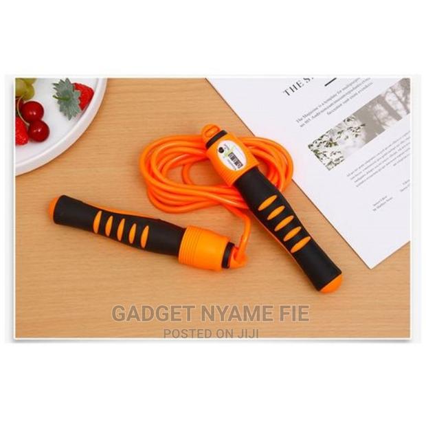 Jump Ropes Adjustable Skipping Ropes With Automatic Digital · Photo 2
