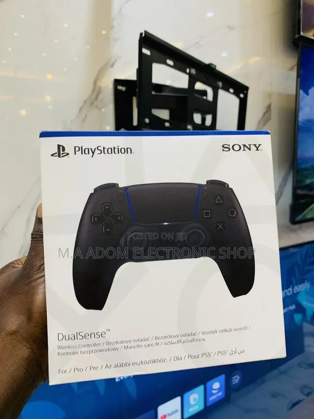 Ps5 Game Console Controller Black Color · Photo 1